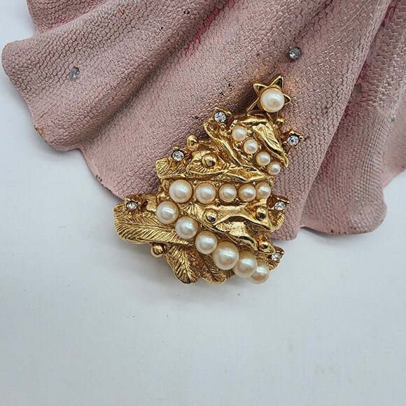 VINTAGE GOLD PLATED FAUX PEARL GARLAND CHRISTMAS TREE BROOCH SIGNED RICHELIEU - Picture 3 of 8